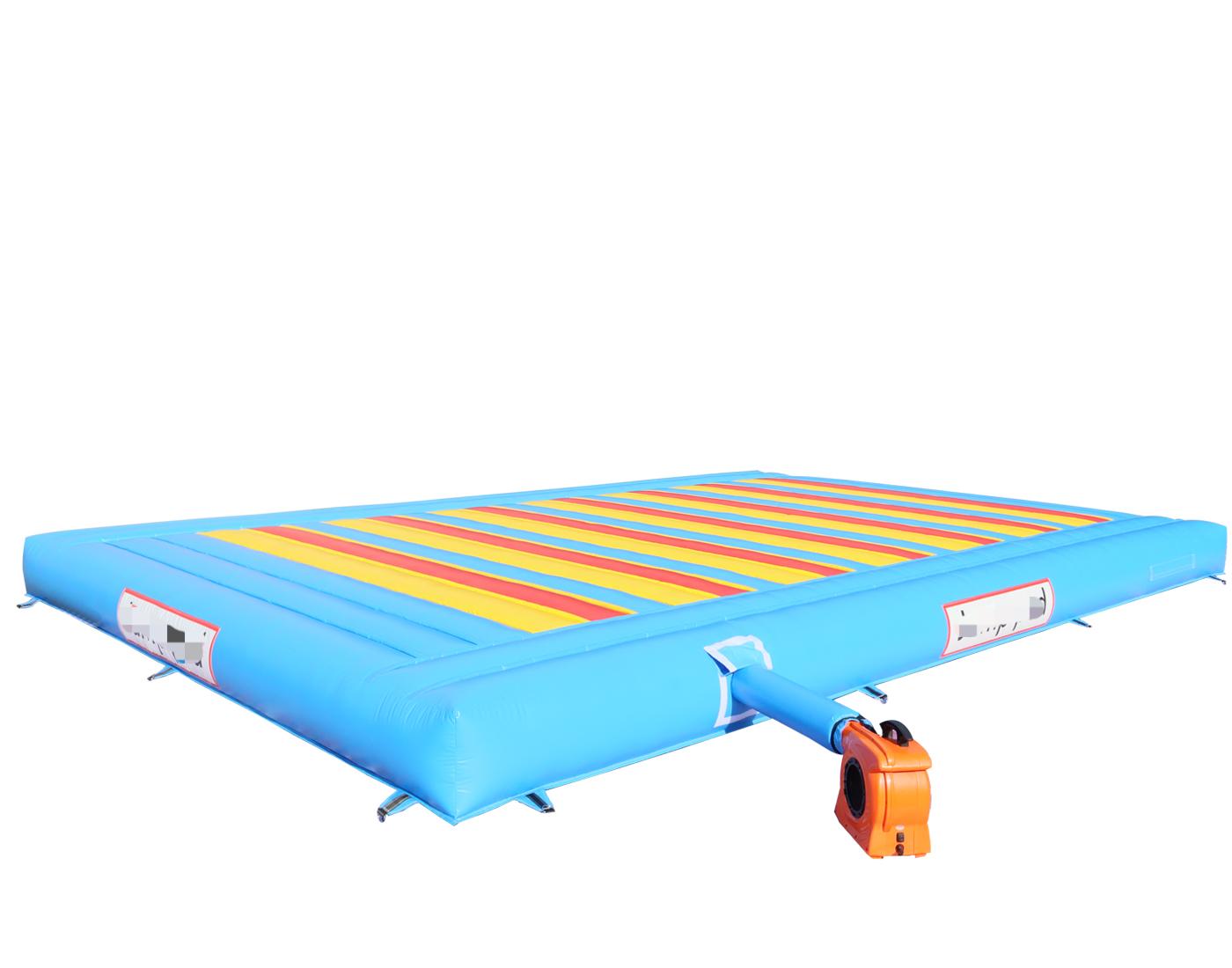 Inflatable Bounce Pad for Gym  - Kids Outdoor Jump House 评论和价格